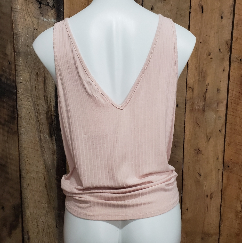 🆕️ Wonderly  Ribbed Tank - Picture 2 of 3
